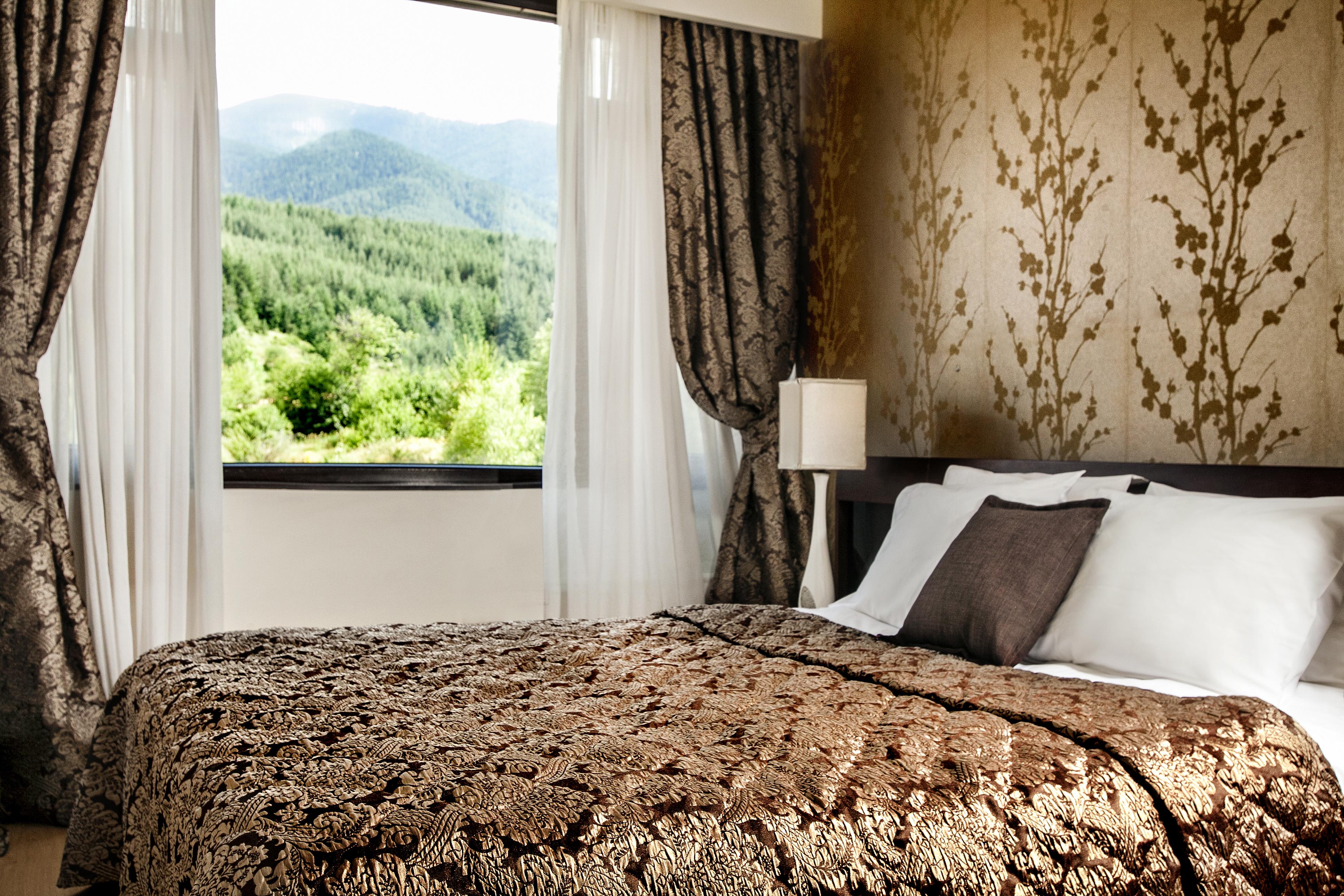 Premier Luxury Mountain Resort Bansko Exteriör bild A bedroom at the hotel