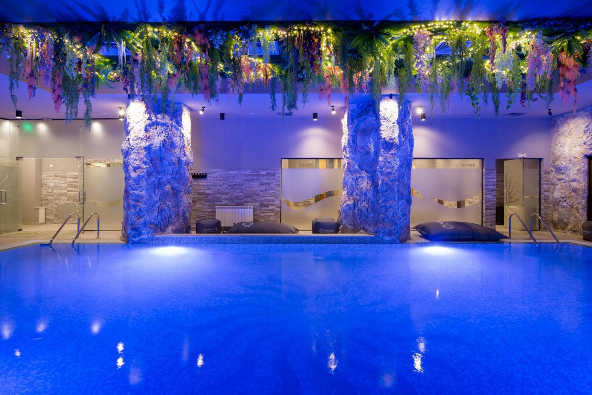 Premier Luxury Mountain Resort Bansko Exteriör bild The spa at The Ivy Spa, Manchester