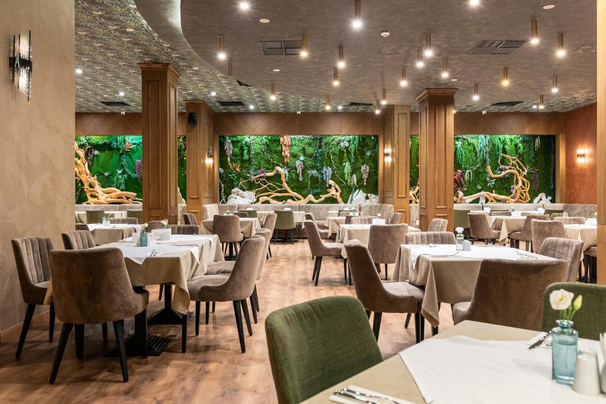 Premier Luxury Mountain Resort Bansko Exteriör bild Restaurant interior